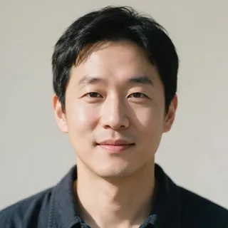 약관 조항을 처음 펼쳐 봤다는 소감을 남긴 이용자 이미지 둘